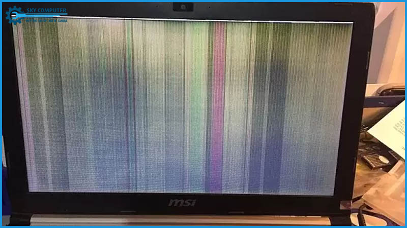 Card-man-hinh-bi-soc-bi-den-man-hinh-nguyen-nhan-va-cach-xu-ly-2