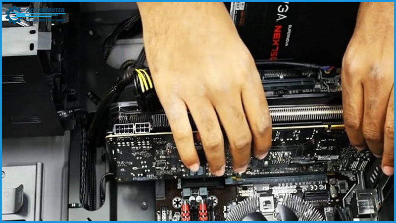 Man-hinh-may-tinh-bi-den-hoac-khong-len-nguon-dung-voi-thay-moi-hay-doc-ngay-3