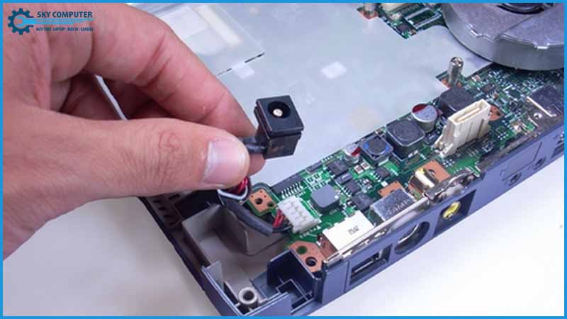 Nguon-may-tinh-de-ban-bi-hong-dau-hieu-nhan-biet-nhanh-nhat-1