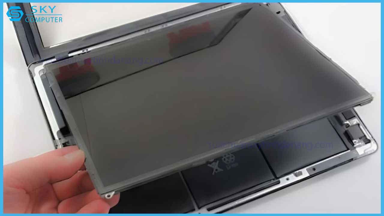cach-khac-phuc-man-hinh-ipad-air-2-bi-nhoe-mau-de-dang