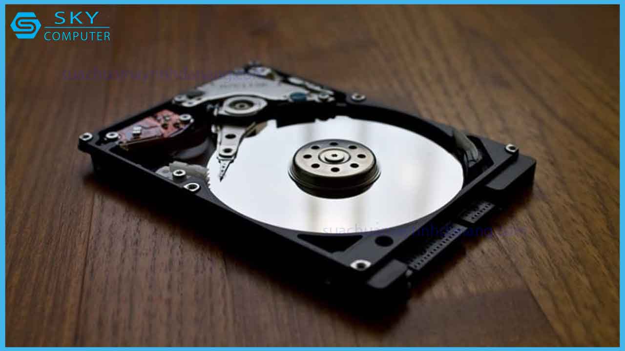 cai-win-khong-nhan-o-cung-nguyen-nhan-va-cach-khac-phuc