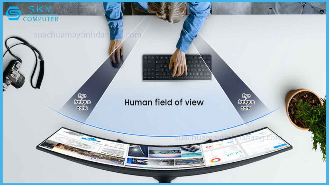 man-hinh-cong-la-gi-va-co-nen-lua-chon-man-hinh-cong-khi-build-pc