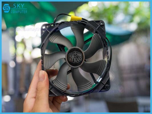 nhung-ly-do-ban-nen-dau-tu-tan-nhiet-cpu-tot