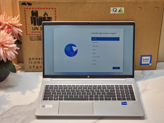 review-hp-probook-450-g10-laptop-van-phong-cao-cap-sang-trong