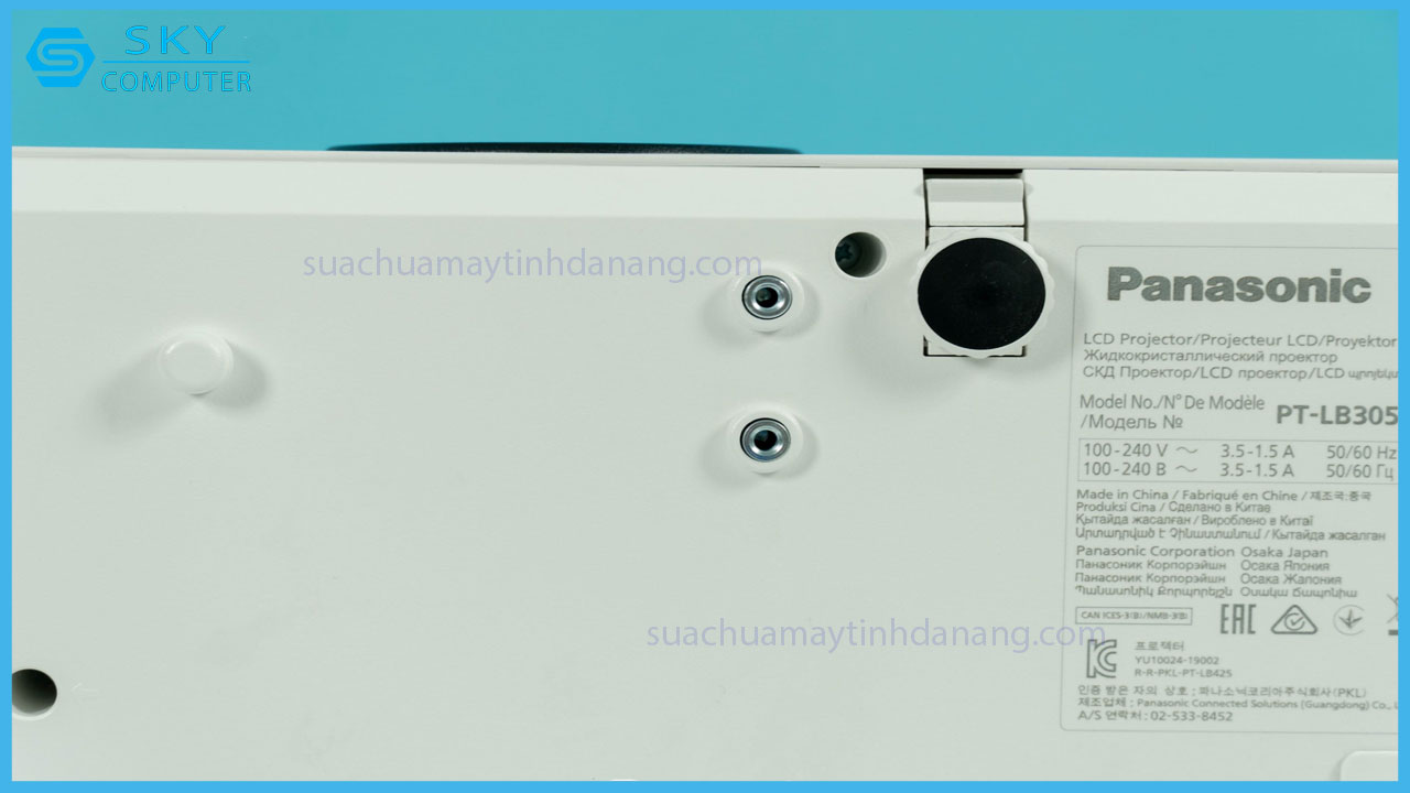 review-may-chieu-panasonic-pt-lb305-8