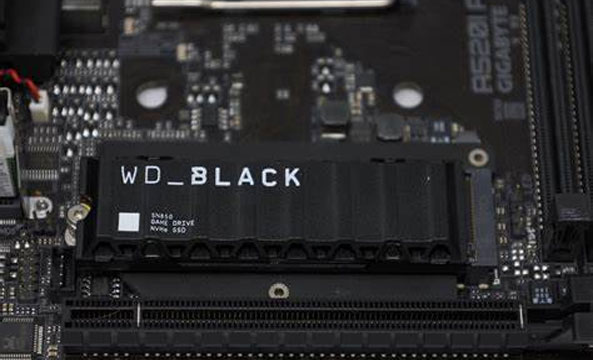 review-o-cung-ssd-wd-black-sn850-4