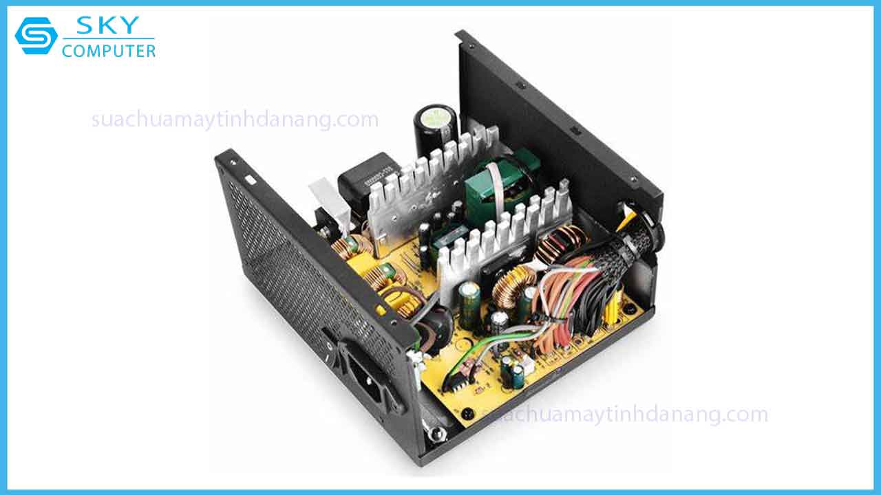 sua-chua-nguon-may-tinh-deepcool-dn650-650w_3