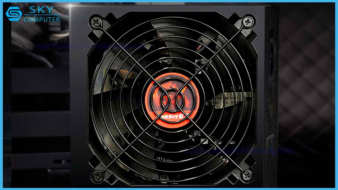 sua-chua-nguon-may-tinh-huntkey-gx650pro_3