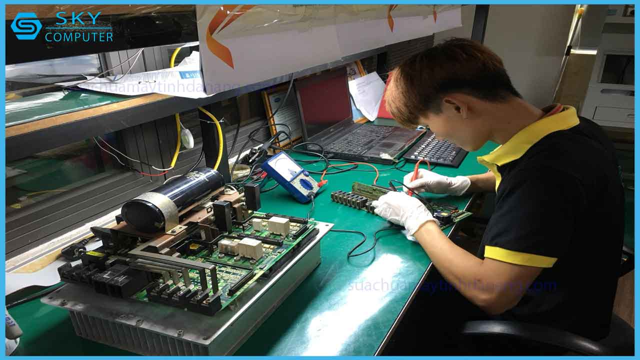 sua-chua-nguon-may-tinh-huntkey-mvp-k750_4