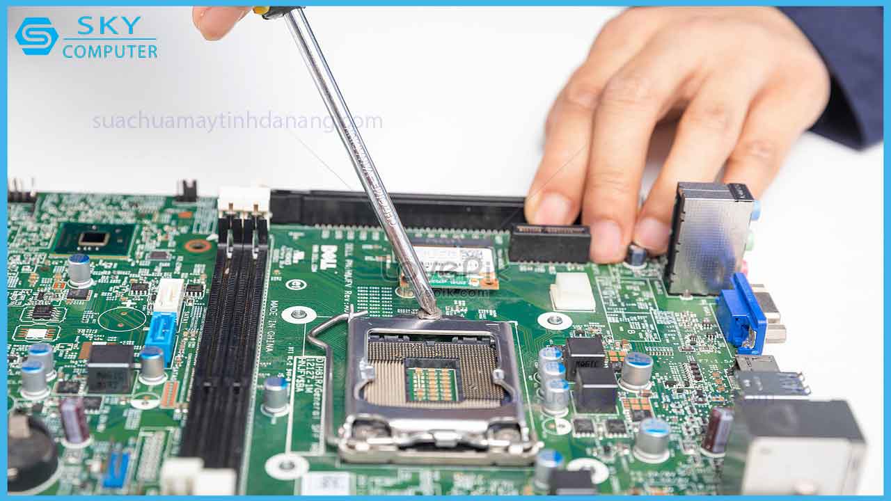 sua-chua-nguon-may-tinh-rosewill-glacier-700