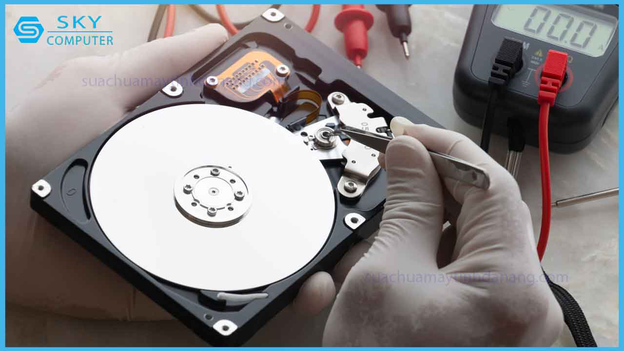 tim-hieu-cach-mo-o-dia-laptop-mot-cach-don-gian-va-de-dang