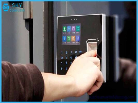 top-10-may-cham-cong-chat-luong-duoc-doanh-nghiep-tin-dung