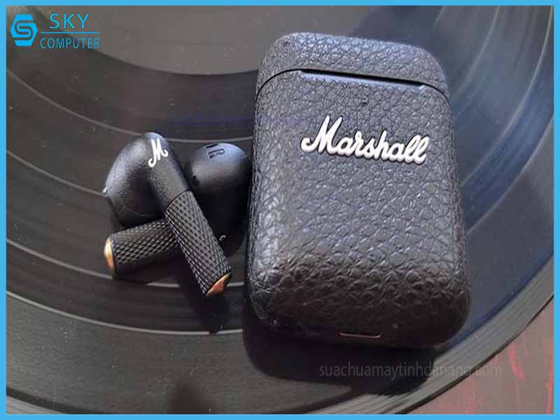 top-10-tai-nghe-bluetooth-khong-day-duoc-ua-chuong-nhat-hien-nay-8