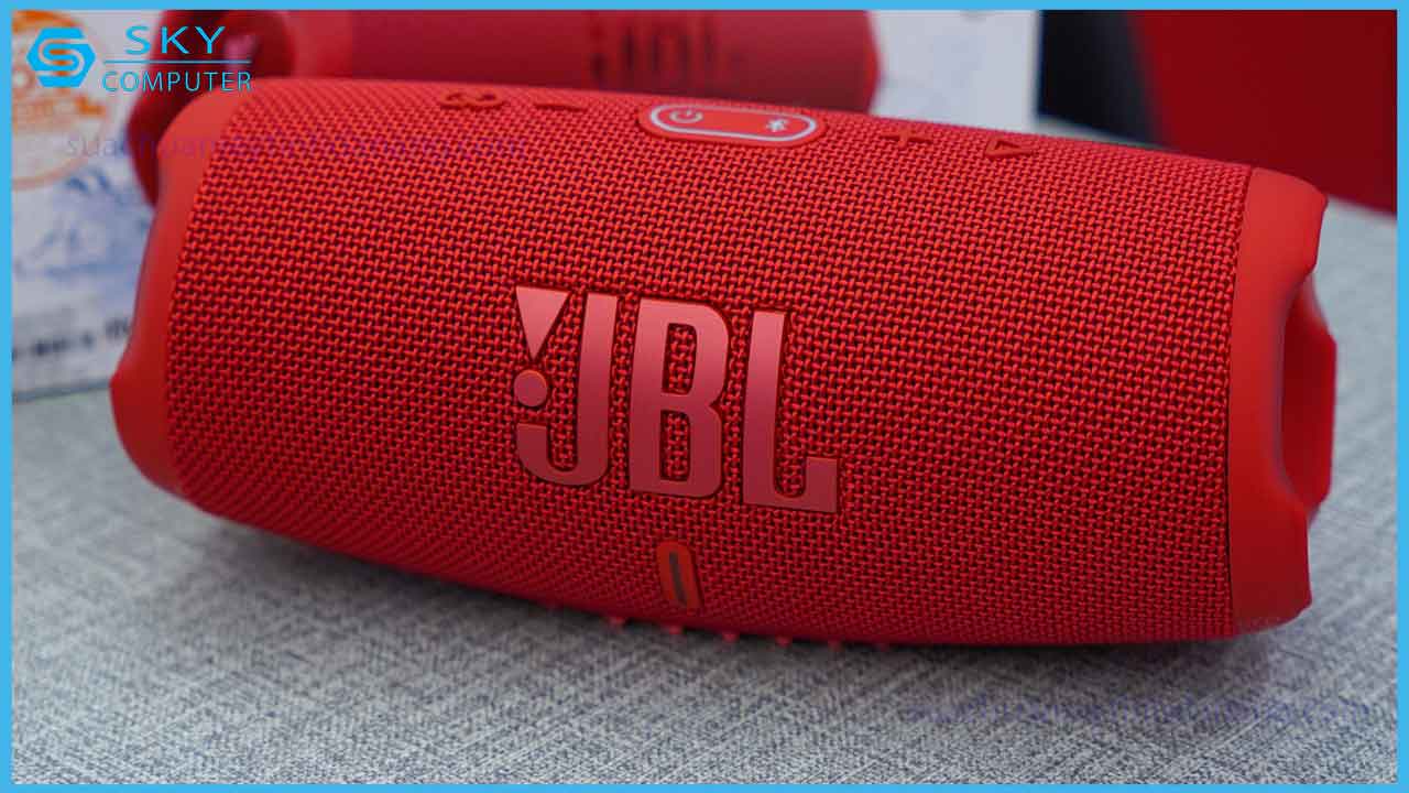 top-5-loa-jbl-tot-nhat-cho-mua-du-lich-nam-2024-5