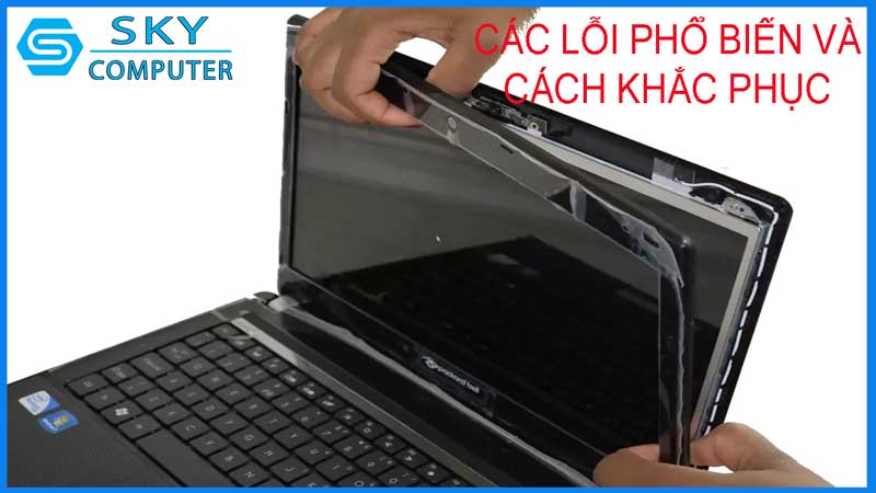 sua-chua-vo-laptop-dell-inspiron-15-5551-2