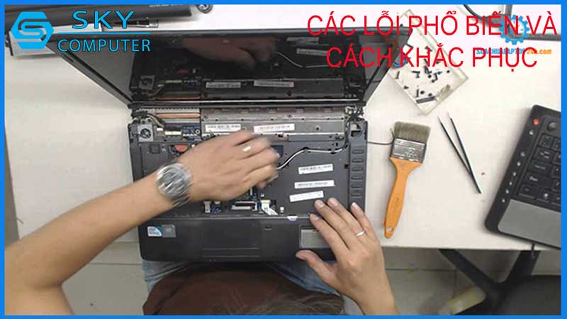 sua-chua-vo-laptop-dell-inspiron-15-5565-2