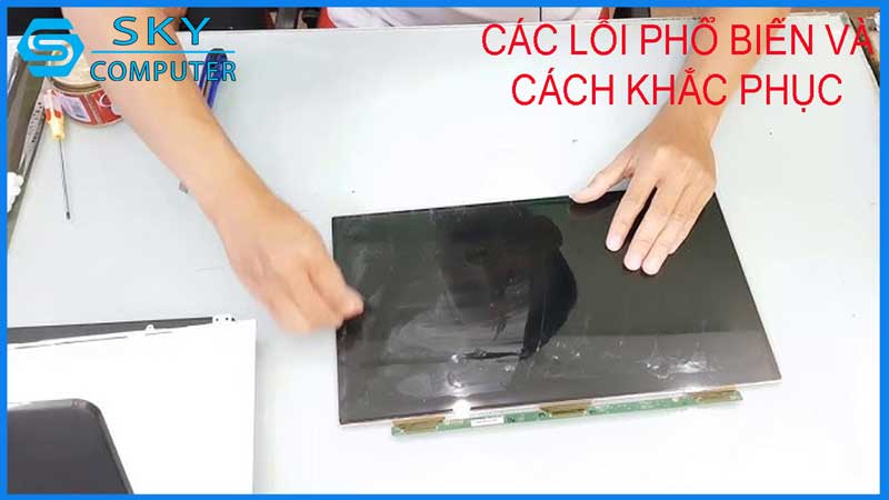 sua-chua-vo-laptop-dell-inspiron-7588-2