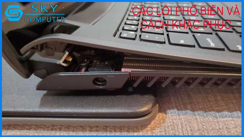 sua-chua-vo-laptop-dell-vostro-3467-2