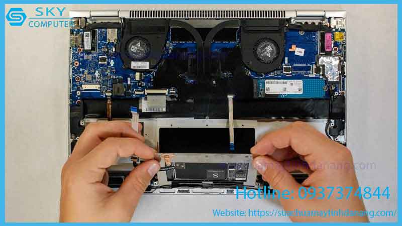 sua-chua-touchpad-laptop-dell-chromebook-7200-1