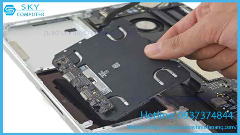 sua-chua-touchpad-laptop-hp-chromebook-14-1