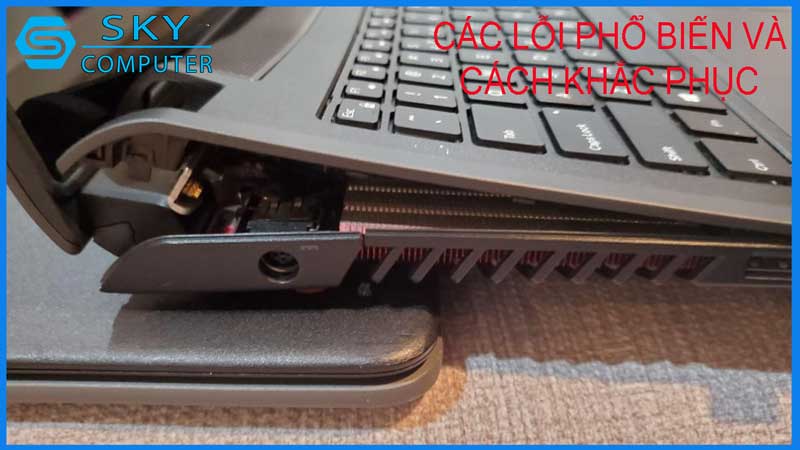 sua-chua-vo-laptop-msi-gt75vr-2