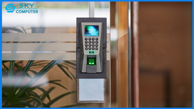 dich-vu-thi-cong-lap-dat-he-thong-may-cham-cong-gigata