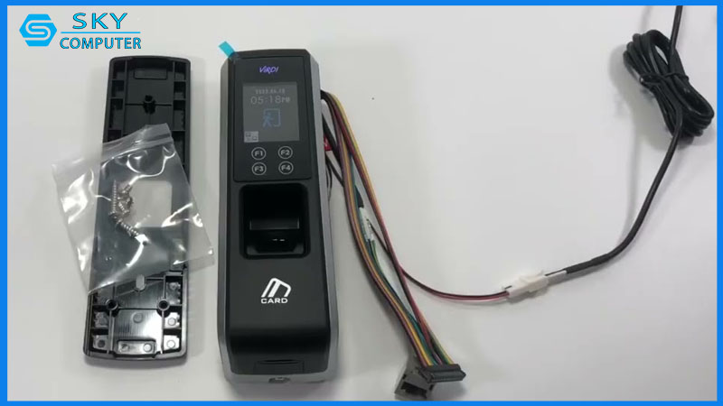 dich-vu-thi-cong-lap-dat-he-thong-may-cham-cong-virdi-da-nang