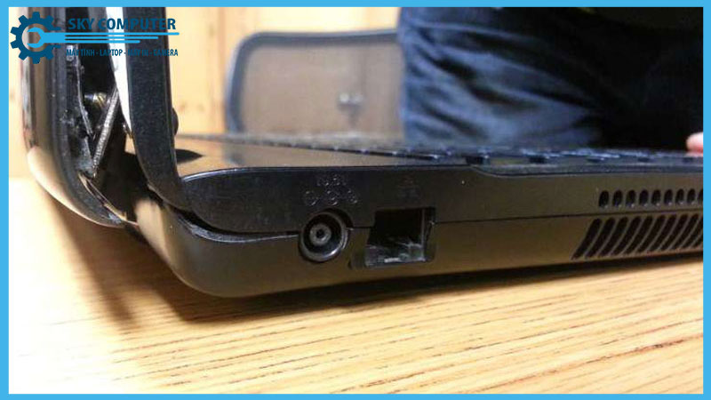 sua-chua-han-lai-ban-le-laptop-xiaomi-1