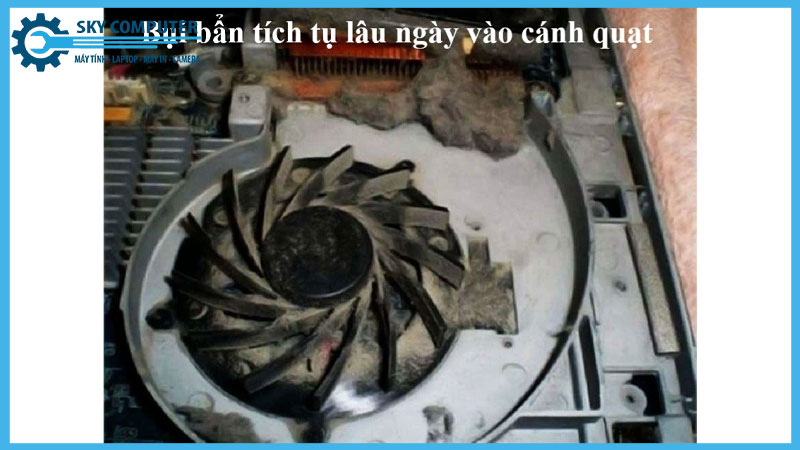 sua-quat-tan-nhiet-laptop-samsung-np270e5e-2