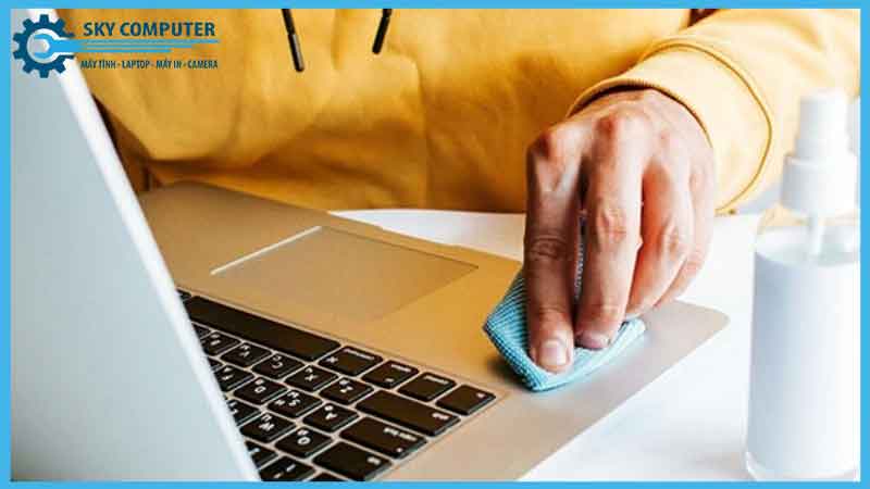 ve-sinh-latop-acer-3