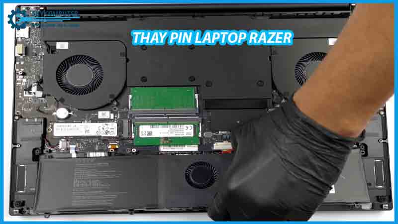 dich-vu-thay-pin-laptop-razer-1