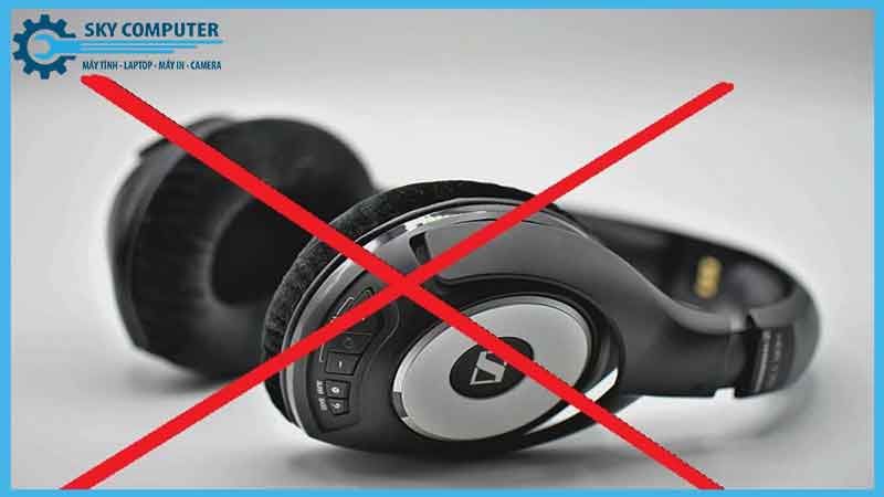 Tu-sua-tai-nghe-may-tinh-tai-nha-khi-nao-nen-va-khong-nen